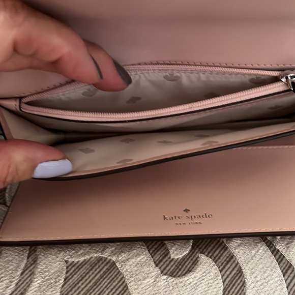 Kate spade pink leather wallet - Picture 7 of 11